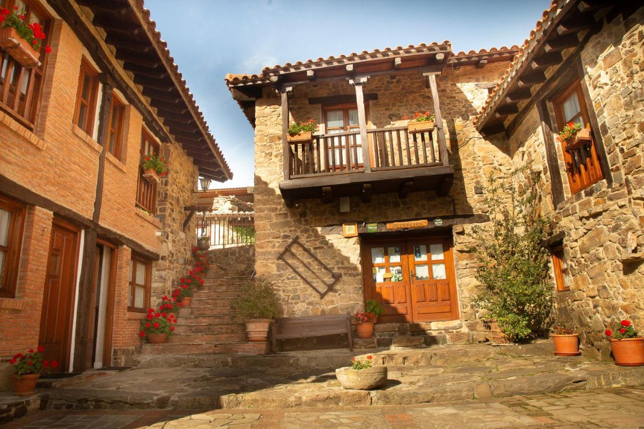 Apartamentos El Patio Lerones Kültér fotó